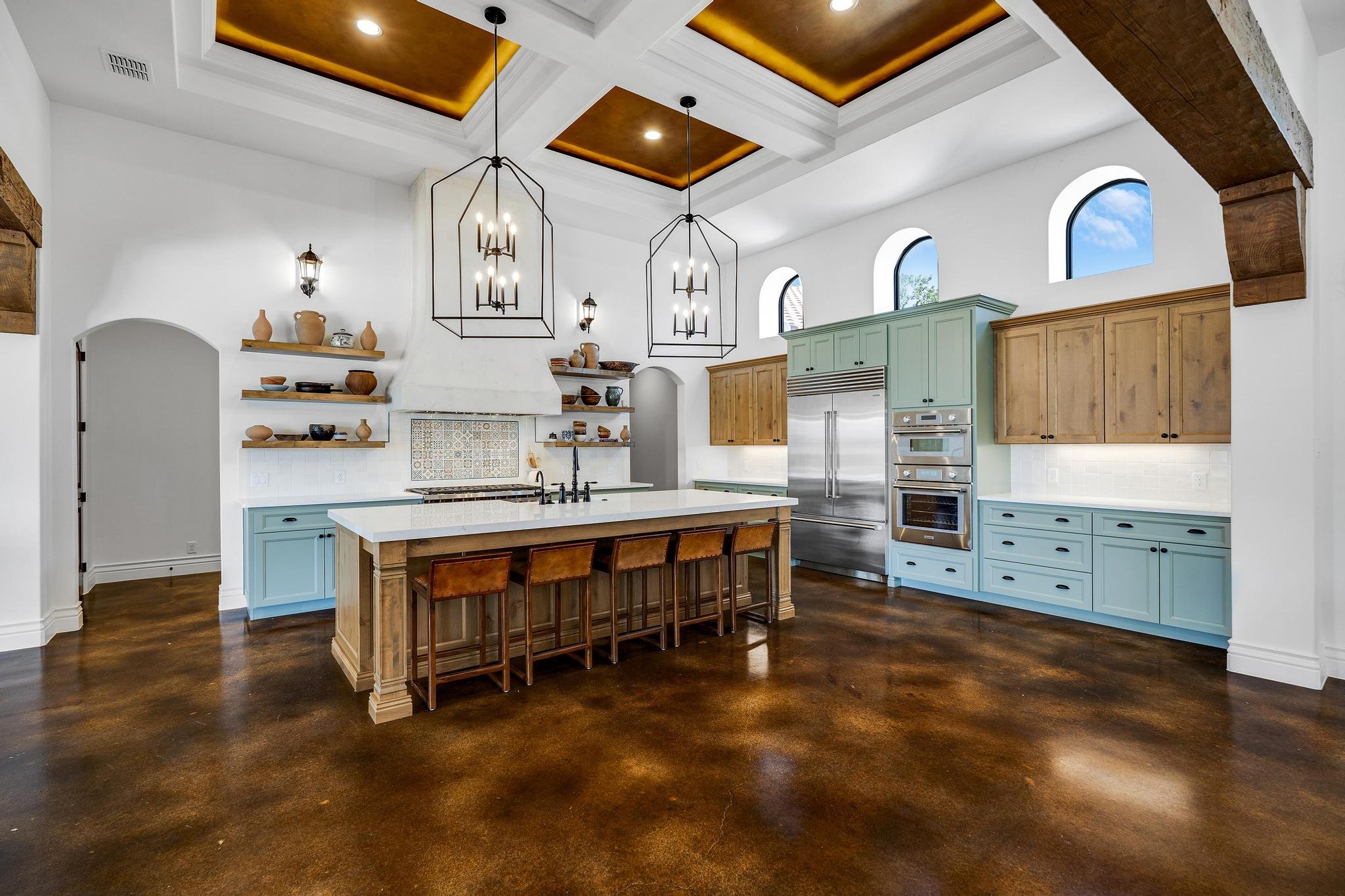 Marquis Builders custom home dining area
