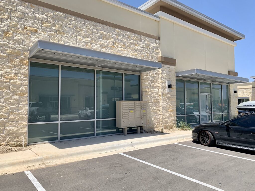 Window tinting in Mountain City, Texas